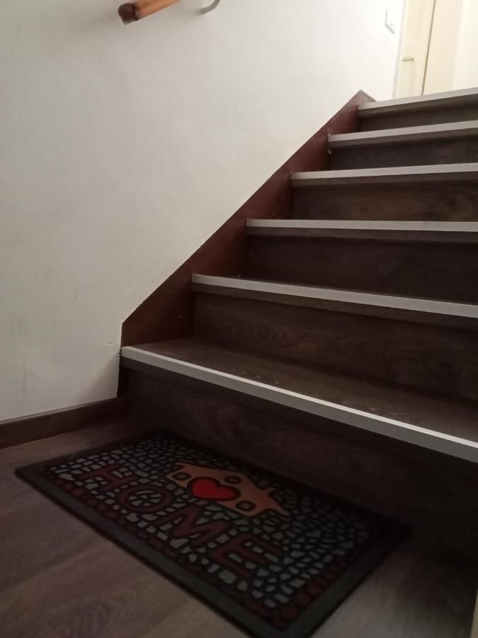 Casa Sofia - Appartamento Con Parcheggio Riservato Терни Экстерьер фото